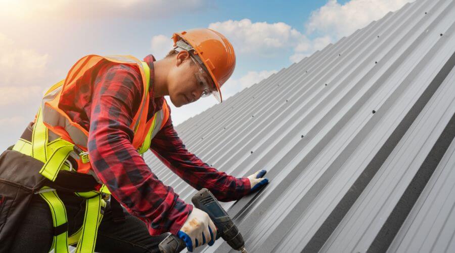 Owens Corning roofing contractor in Roosevelt, NY